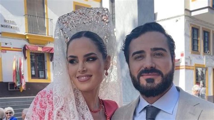 Alvise Pérez Wikipedia: Novia Andrea De Las Heras And Family