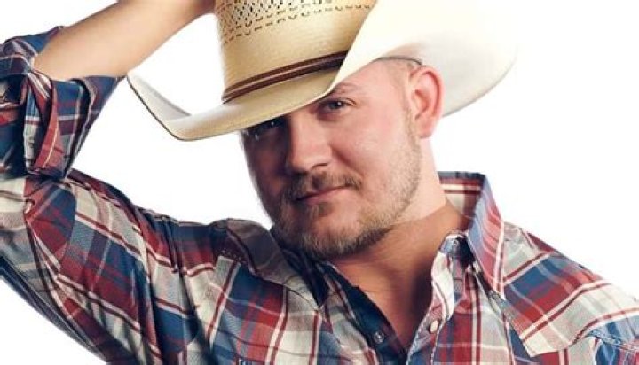 Everything You Need to Know About Drew Parker’s New EP “While You’re Gone” – Celeb Secrets Country