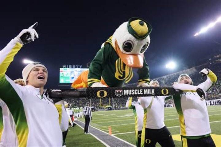 History of the Oregon Ducks Mascot