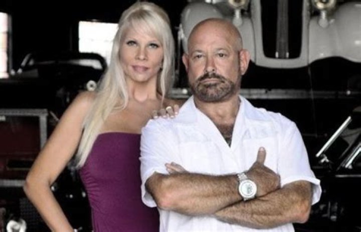 wiki, bio, net worth, age, arrested, divorce, new wife?